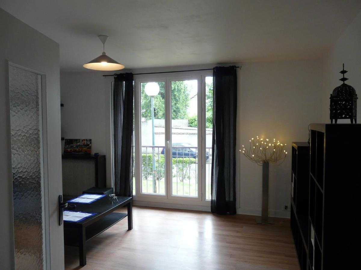 Agreable Appartement A Champigny Sur Marne Champigny-sur-Marne Luaran gambar
